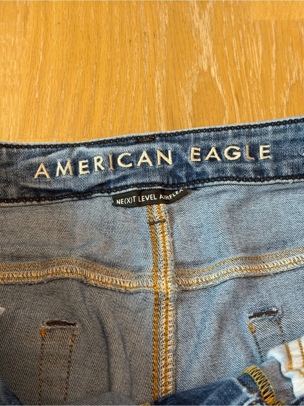 American Eagle Original Straight Next Level AirFlex Jeans Men’s 33x34 Light Wash